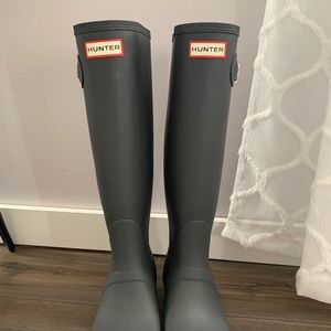 Hunter boots worn once